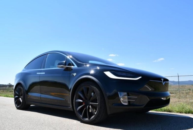 豪華汽車廠商轉向電動汽車 意欲挑戰特斯拉