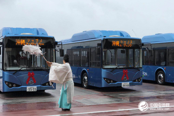 上個月，比亞迪向日本沖繩交付K9純電動巴士車隊