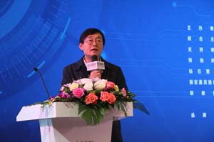 滄州明珠谷傳明：祝鋰電行業全體朋友在2018宏圖大展 再進一步！