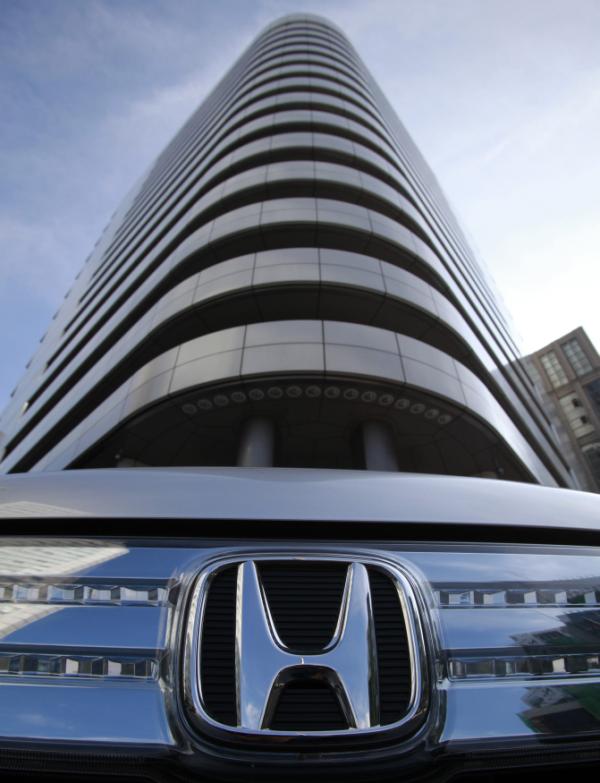 減少汽車尾氣排放！ 本田考慮開(kāi)發(fā)全固態(tài)電動(dòng)汽車電池