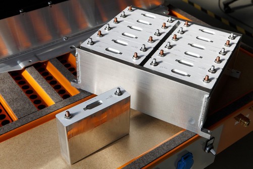 電池供應(yīng)現(xiàn)瓶頸 電動(dòng)出行面臨潛在風(fēng)險(xiǎn)