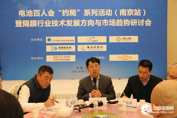 鋰電“達(dá)沃斯”論壇組委會(huì)/電池百人會(huì)秘書長(zhǎng)、中國(guó)電池網(wǎng)創(chuàng)始人/董事長(zhǎng)于清教