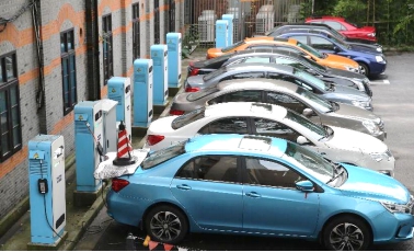 京滬取消“小目錄” 新能源汽車將駛入“開放”之路 京滬取消“小目錄” 新能源汽車將駛入“開放”之路