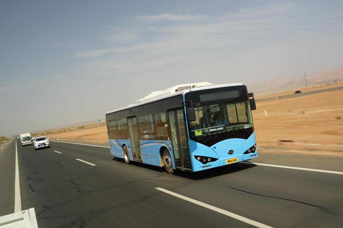 首開極限測(cè)試先河！比亞迪K8純電動(dòng)客車“三高”挑戰(zhàn)圓滿成功