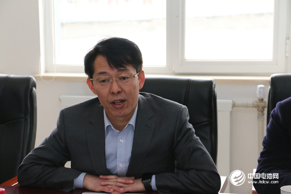 鋰電“達(dá)沃斯”論壇/電池百人會(huì)秘書長、中國電池網(wǎng)創(chuàng)始人/董事長于清教 鋰電“達(dá)沃斯”論壇/電池百人會(huì)秘書長、中國電池網(wǎng)創(chuàng)始人/董事長于清教