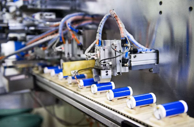 中國動力電池表面光鮮 整體盈利困難