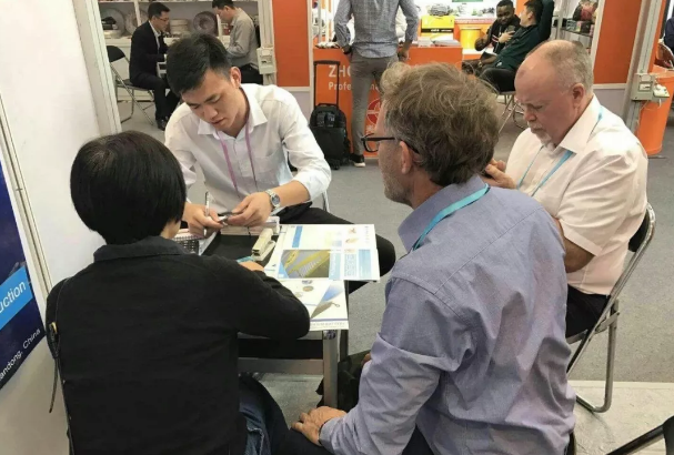 與意向客戶達成合作