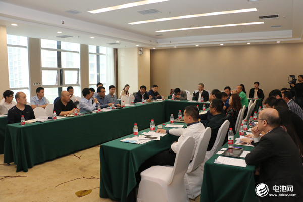 中關村新型電池技術創新聯盟、電池百人會“約局”系列活動第五站（新鄉站） 攝影/巒水
