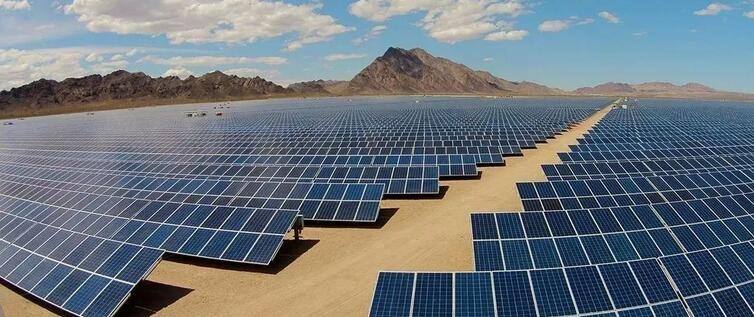 智能光伏時代即將來臨：誰將成為未來引領者？