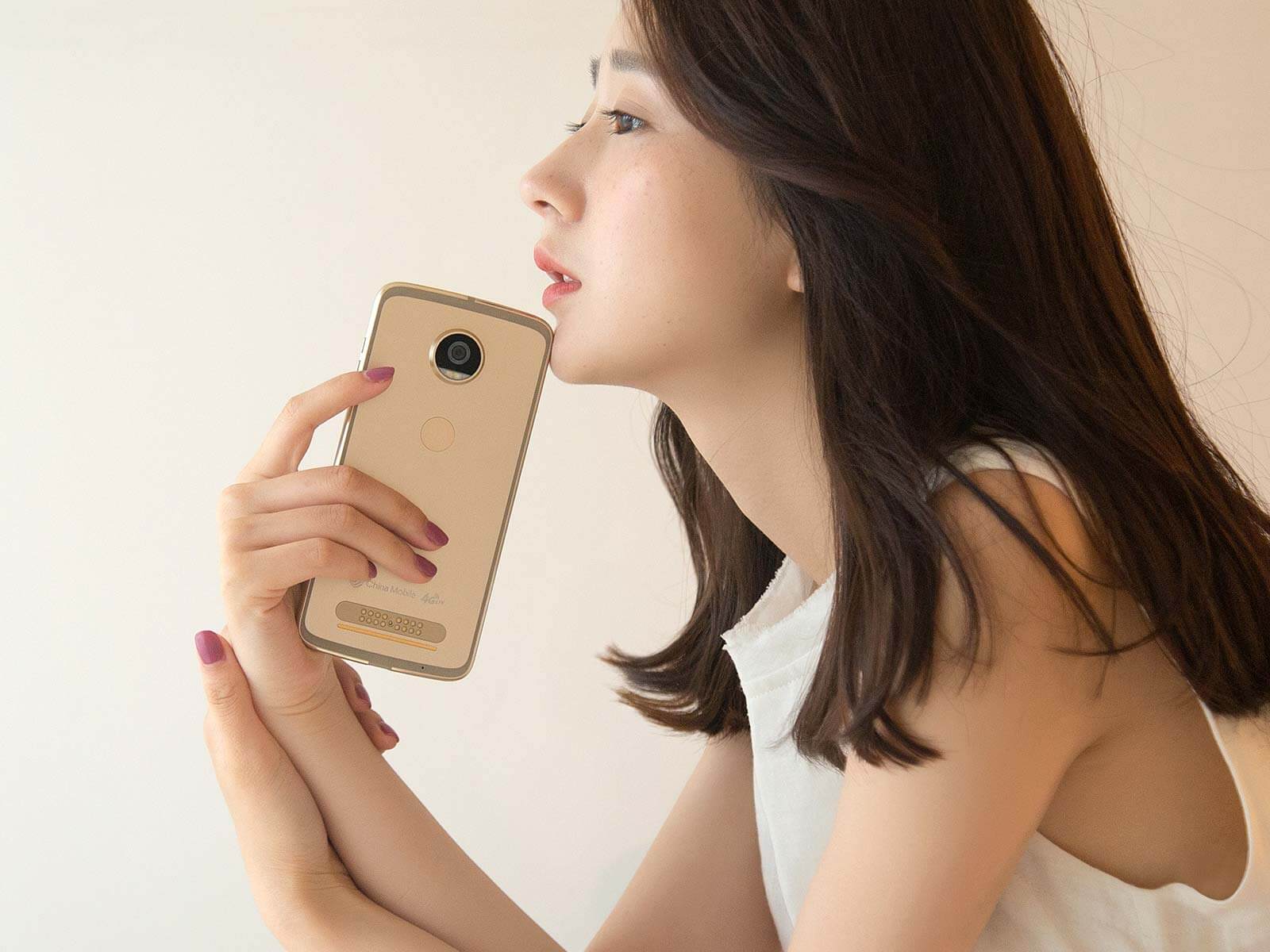 聯(lián)想、黑莓推新機(jī)再闖“紅海” 手機(jī)老將能否掀波瀾