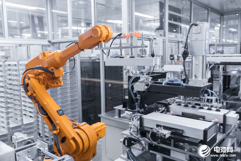 青海動力電池工廠產線