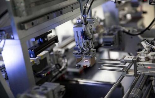 半固態鋰電池現身 無人機先用之后是汽車