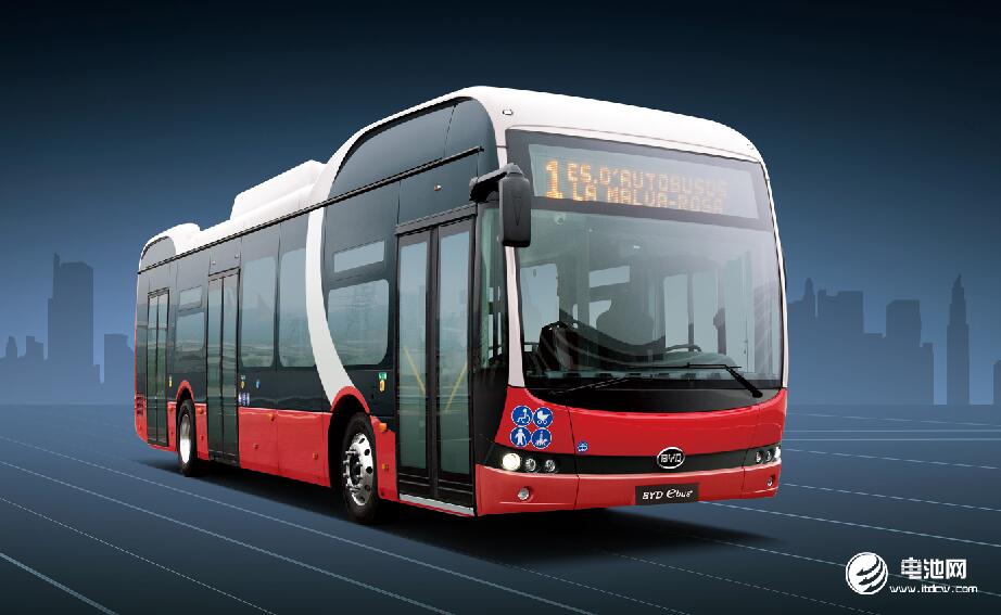 比亞迪12米純電動大巴