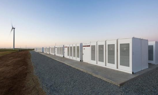 特斯拉在澳大利亞南部的鋰離子存儲電池