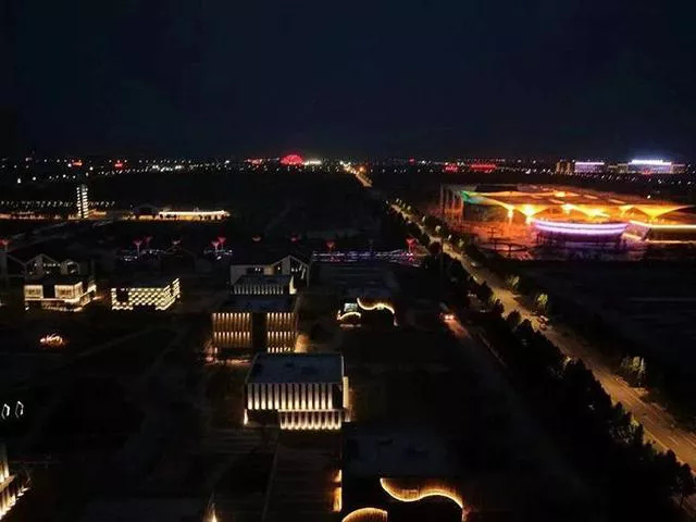 相約德州太陽能小鎮(zhèn) 奧冠與您不見不散