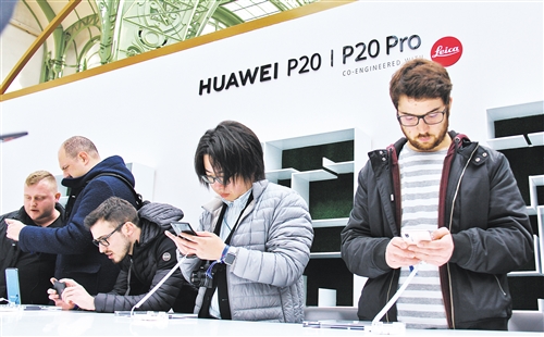 華為成全球第二大智能手機廠商 二季度出貨量首超蘋果