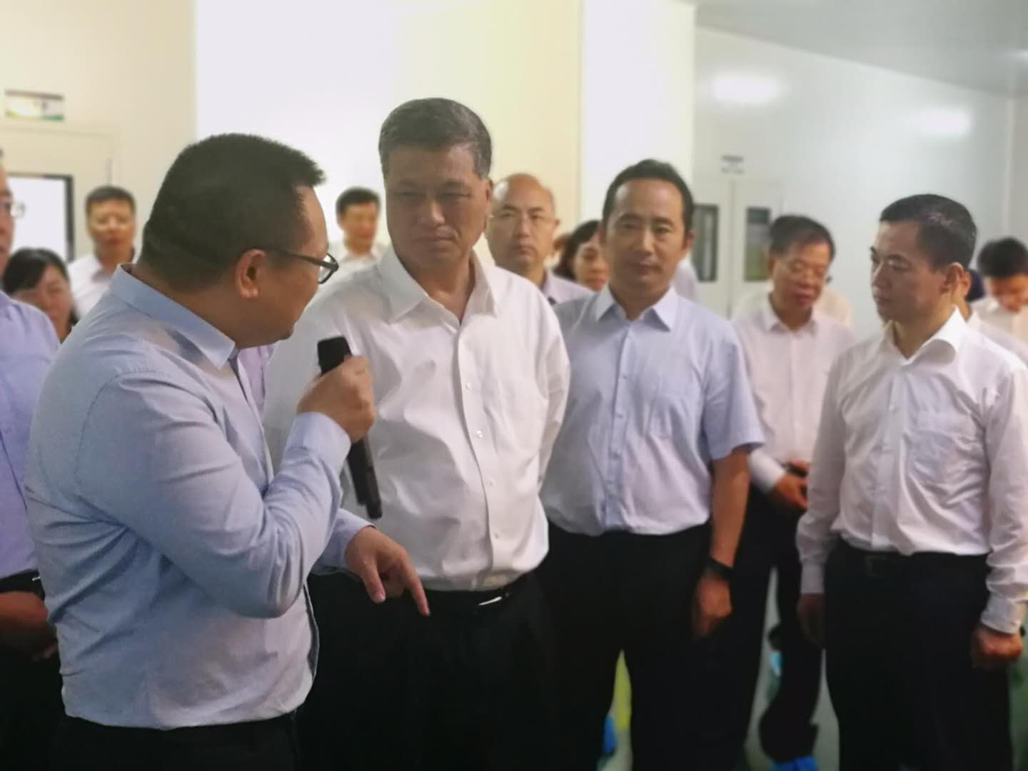 廣東省省長馬興瑞、廣汽董事長曾慶洪等考察天臣新能源電芯生產基地