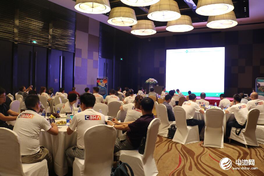 電池百人會(huì)企業(yè)家“問道”活動(dòng)閉門沙龍現(xiàn)場(chǎng)