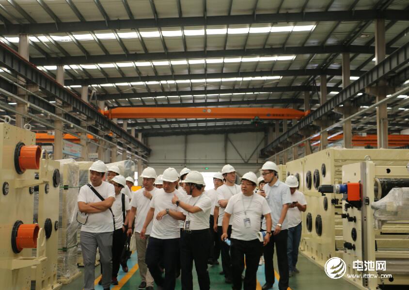 電池百人會企業(yè)家一行參觀考察青島中科華聯(lián)新材料股份有限公司