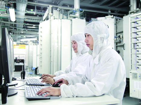 漢能薄膜發(fā)電上游業(yè)務(wù)突破 預(yù)計(jì)上半年收入同比增6倍