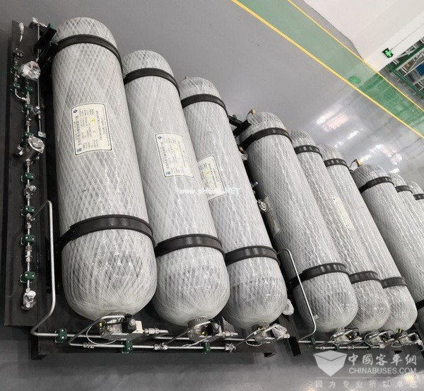 新疆烏魯木齊：20輛上海氫燃料電池客車即將投入運營