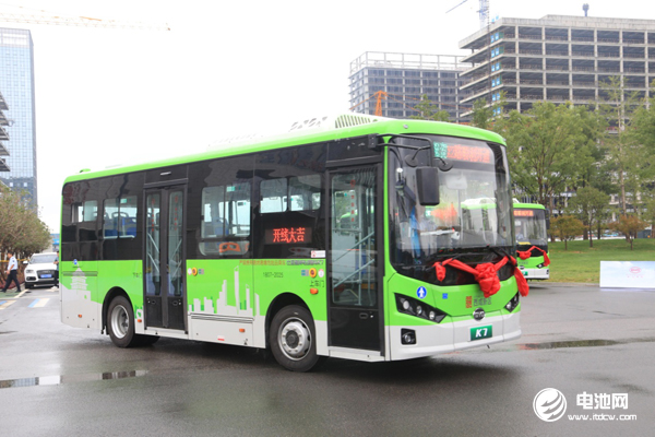 構建綠色智慧公共交通體系 110輛比亞迪全新K7投放陜西西咸新區