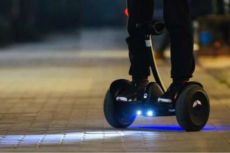 北京擬出臺(tái)新政：電動(dòng)自行車(chē)需掛牌/滑板車(chē)上路扣車(chē)罰款