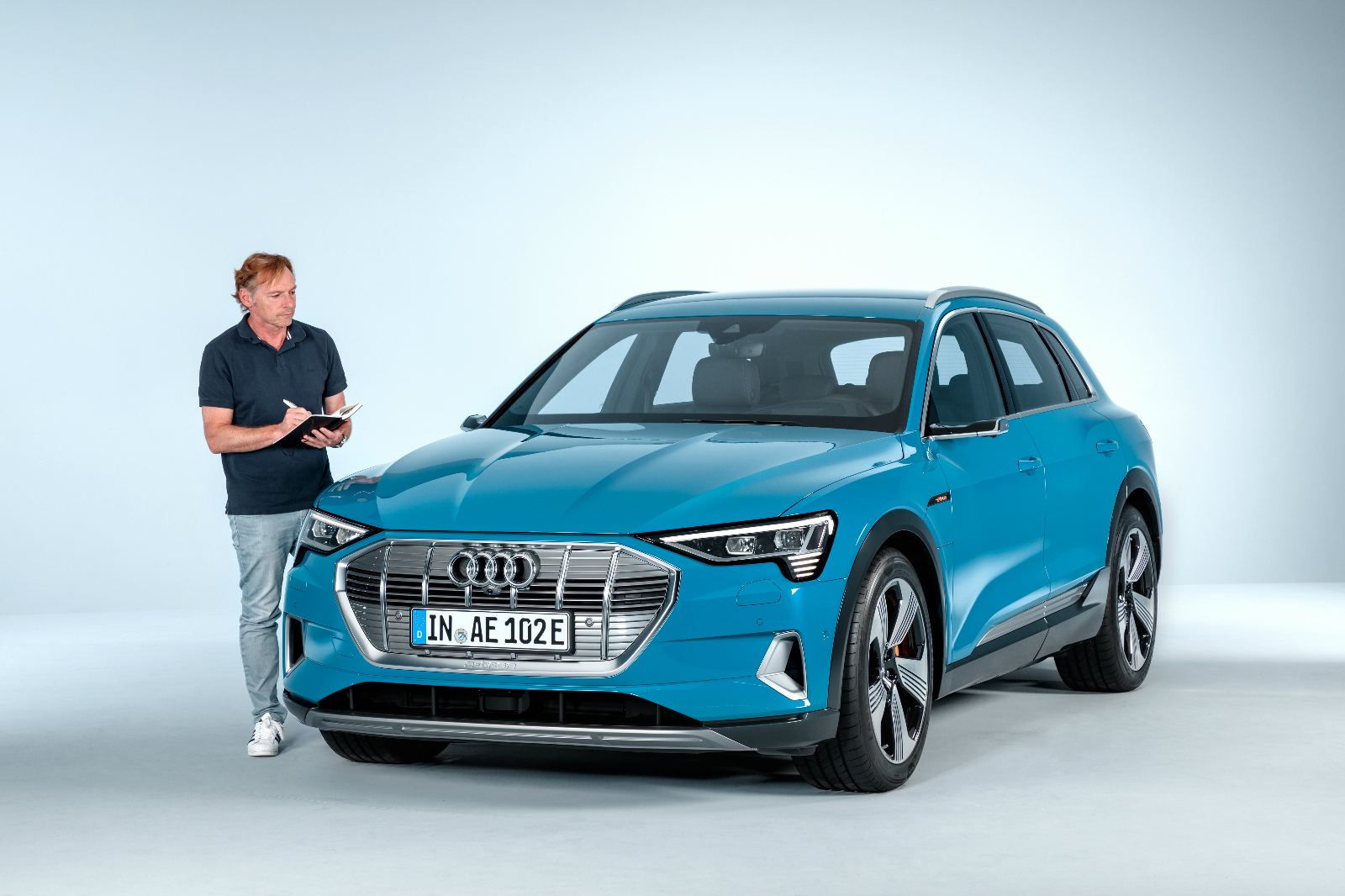 特斯拉一枝獨秀難維持 奧迪首款純電車e-tron明年引入國內(nèi)