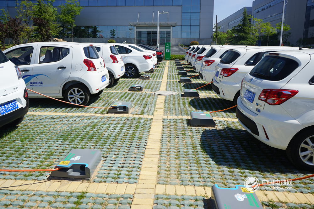 峰谷電價差創(chuàng)造條件 電動汽車探路儲能 