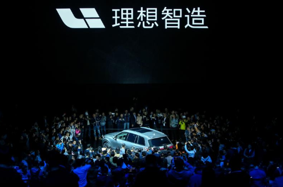 續航700km 售價不到40萬元 “理想智造ONE” 李想的王牌？