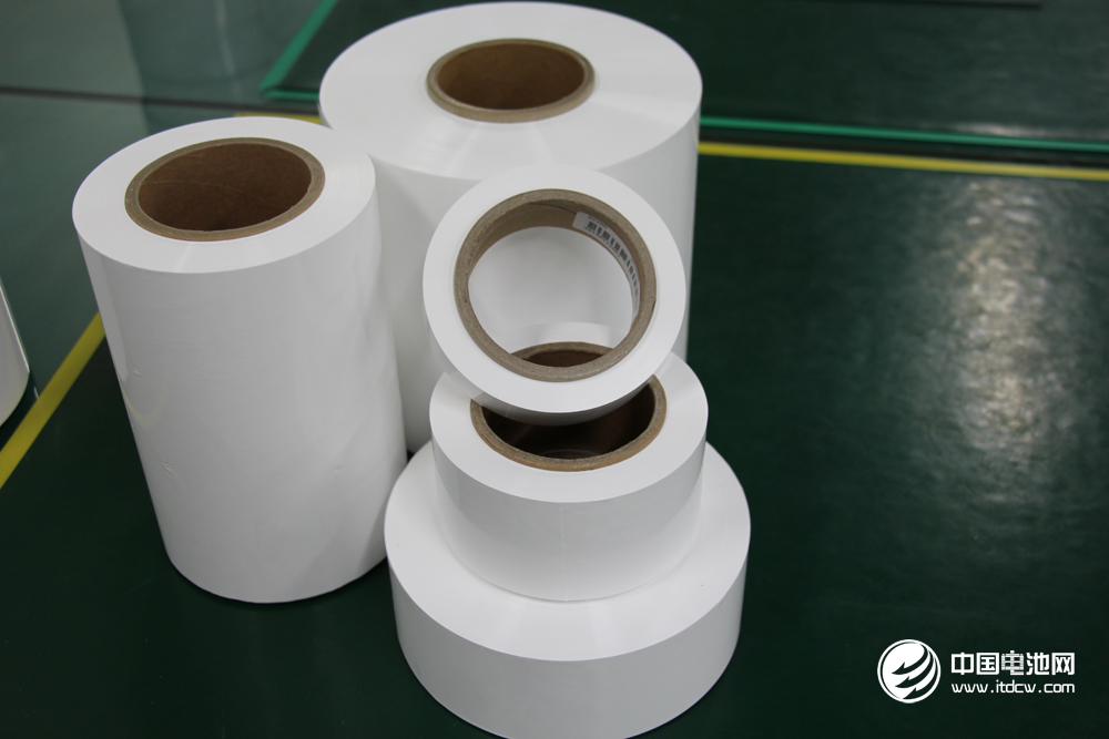 隔膜越薄越好？動力電池的安全問題亟待材料技術突破