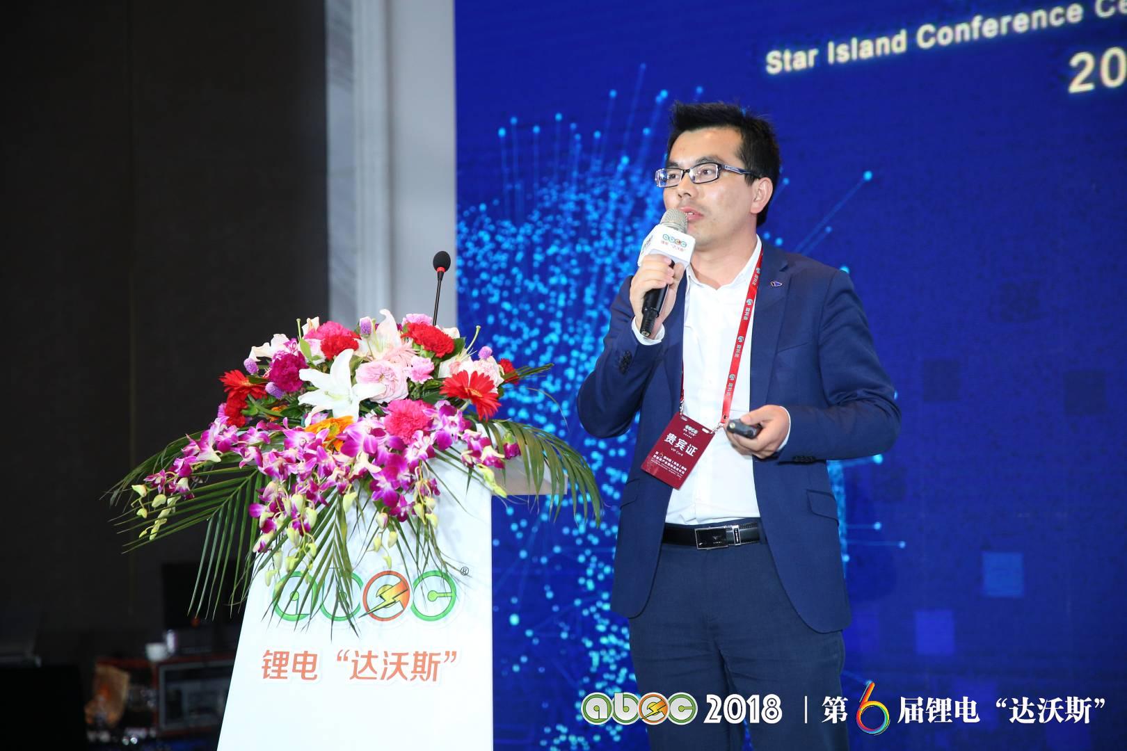 伊維經(jīng)濟(jì)研究院副院長、中關(guān)村新型電池技術(shù)創(chuàng)新聯(lián)盟理事吳輝