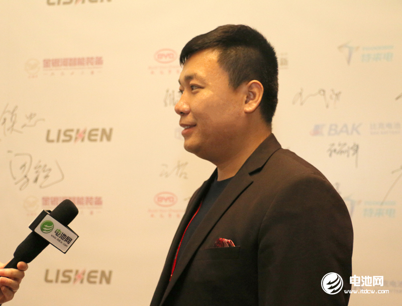 電小二營(yíng)銷總監(jiān)張偉華