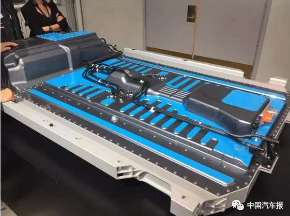 戴姆勒拋出1560億元電池采購(gòu)計(jì)劃 德國(guó)車企誰(shuí)更壕？