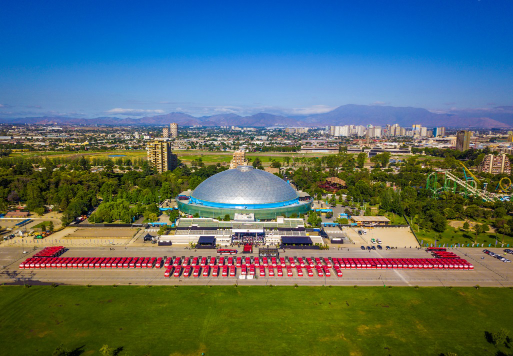 比亞迪100臺(tái)純電動(dòng)大巴在圣地亞哥完美交付