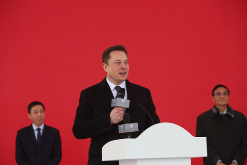 馬斯克為啥在上海狂砸500億元建超級工廠？