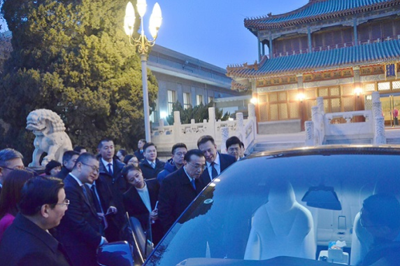李克強總理會見馬斯克 特斯拉要拿中國“綠卡” 李克強總理會見馬斯克 特斯拉要拿中國“綠卡”