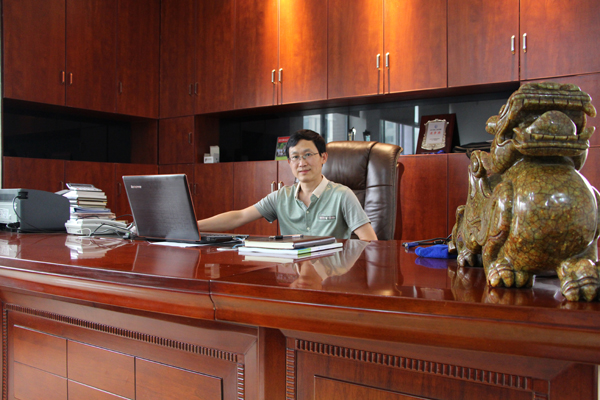 湖南中科星城石墨有限公司總經理皮濤