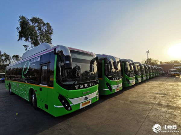 交付海德拉巴的40臺(tái)比亞迪電動(dòng)巴士