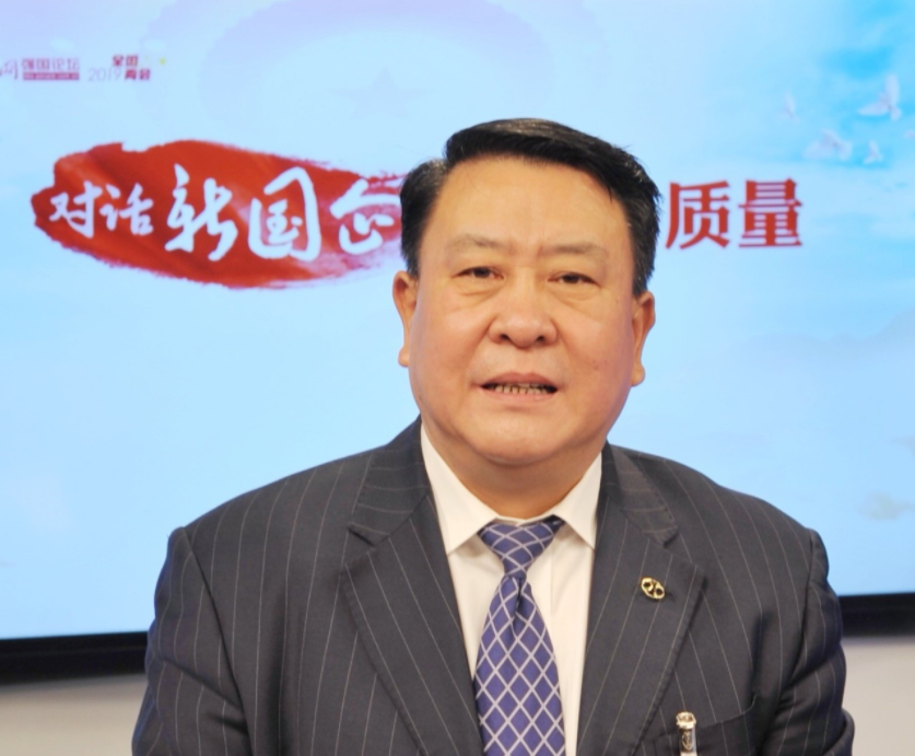 全國政協委員、北汽集團黨委書記、董事長徐和誼 全國政協委員、北汽集團黨委書記、董事長徐和誼