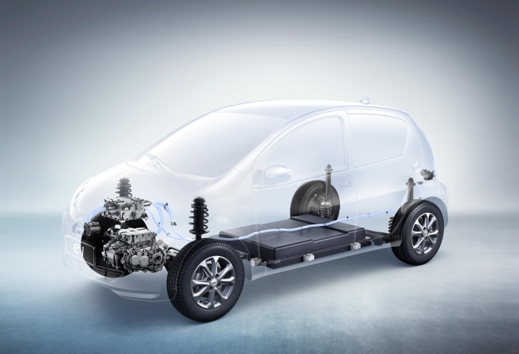 來電先享價(jià)5.99萬起 比亞迪e系列純電動e1低碳上市