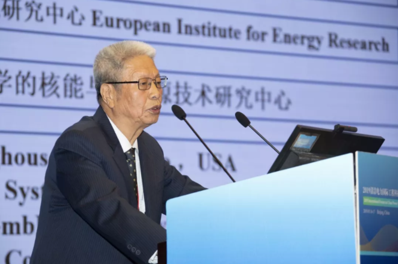 衣寶廉:純電動車安全不解決 未來將輸給氫燃料電池車 衣寶廉:純電動車安全不解決 未來將輸給氫燃料電池車