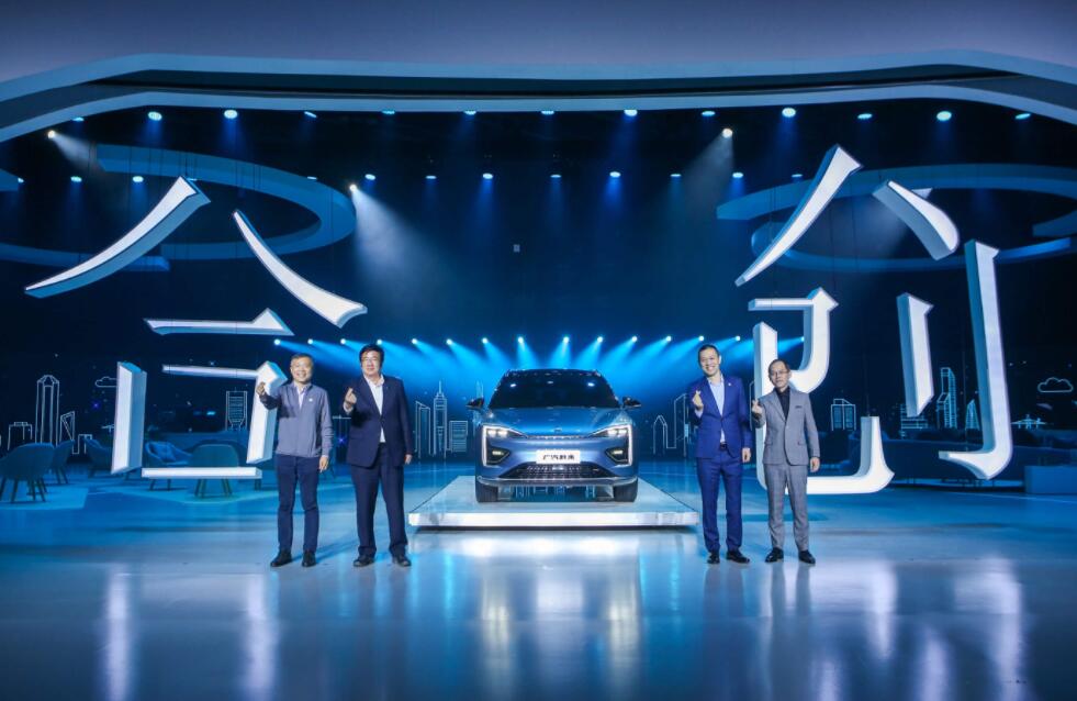 模式 產(chǎn)品 定位 渠道 融資:五問新勢(shì)力造車廣汽蔚來 模式 產(chǎn)品 定位 渠道 融資:五問新勢(shì)力造車廣汽蔚來