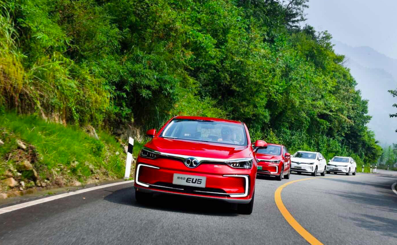 銷量，雙資質(zhì)企業(yè),造車進(jìn)展,銷量,破產(chǎn)