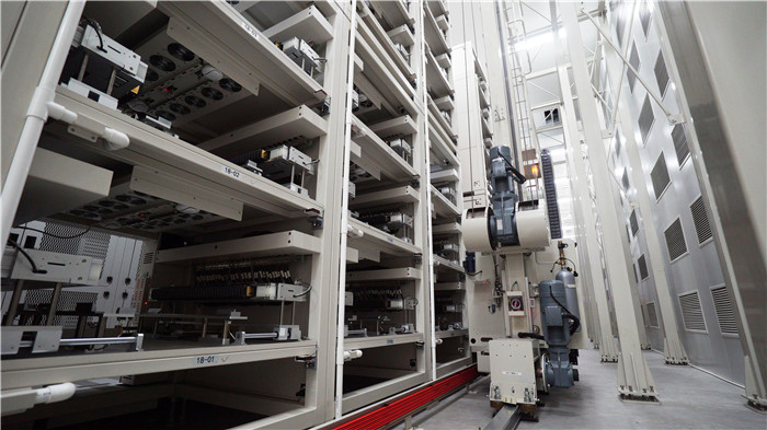 原材料倉庫及車間物料輸送