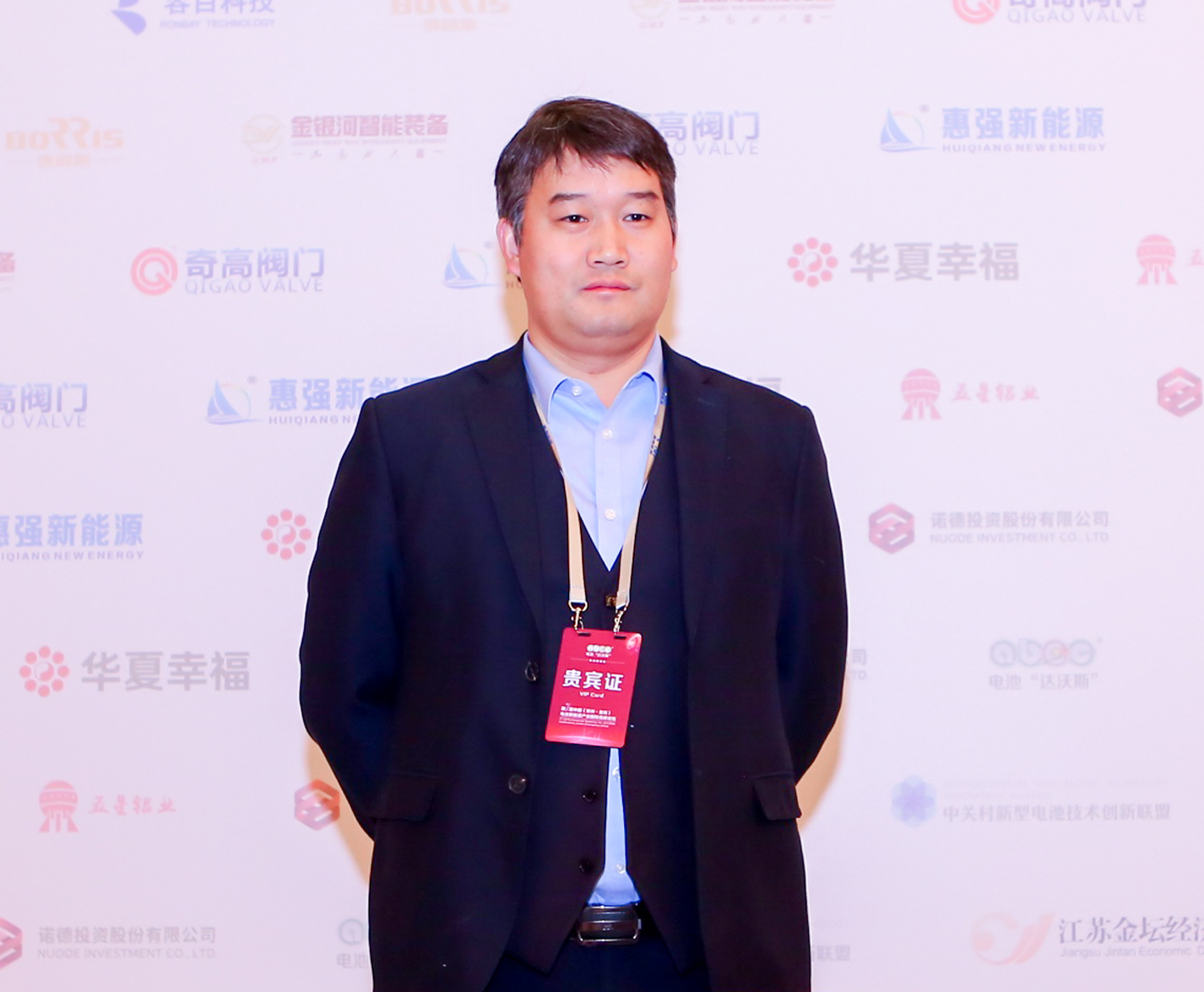 博睿斯重工股份有限公司執行董事黃騰