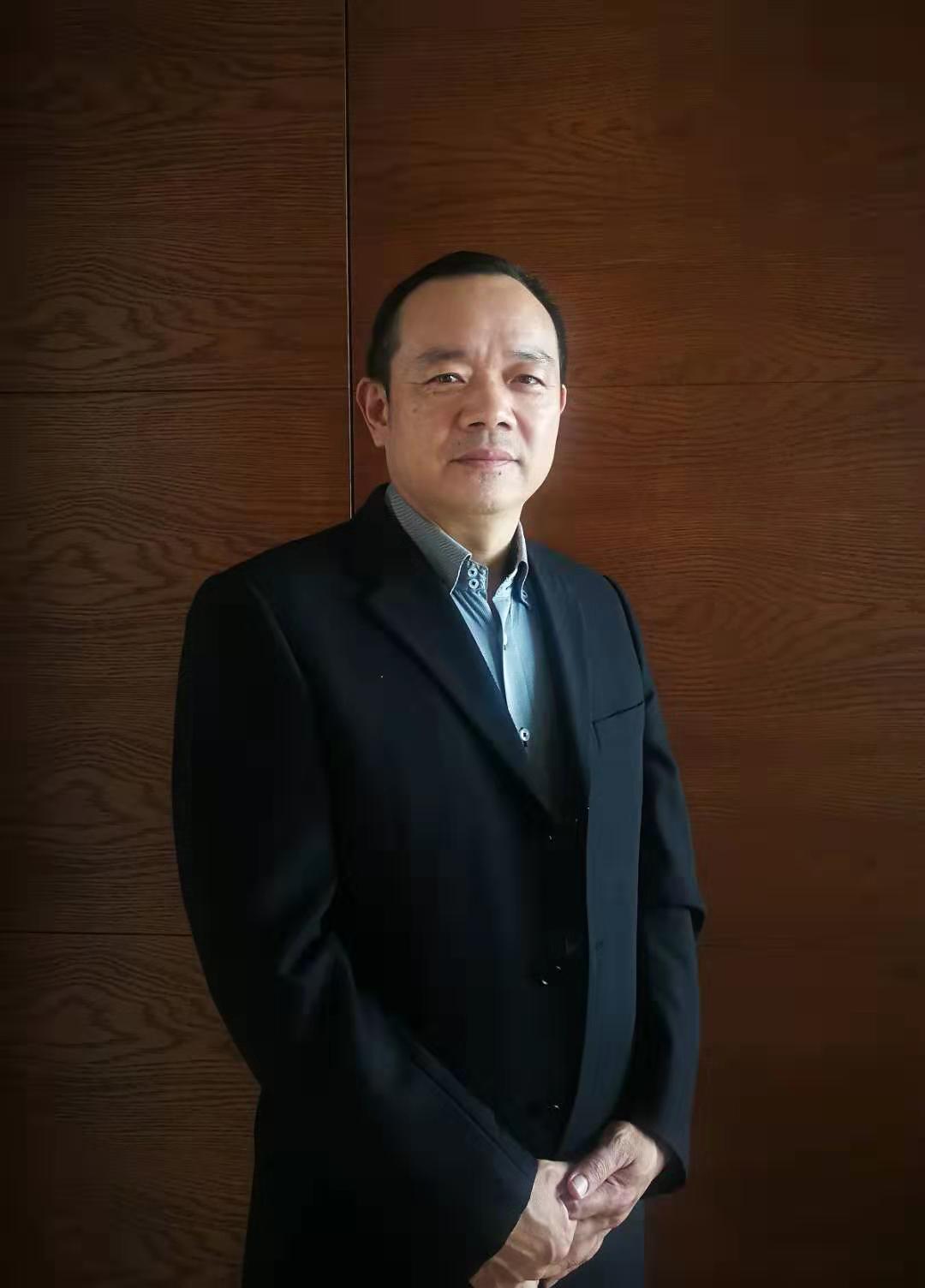 青島英特盛機(jī)器人科技有限公司總經(jīng)理于曉峰