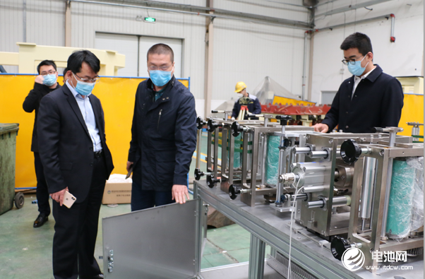 中國電池新能源產(chǎn)業(yè)鏈調(diào)研團一行參觀調(diào)研中科華聯(lián) 中國電池新能源產(chǎn)業(yè)鏈調(diào)研團一行參觀調(diào)研中科華聯(lián)