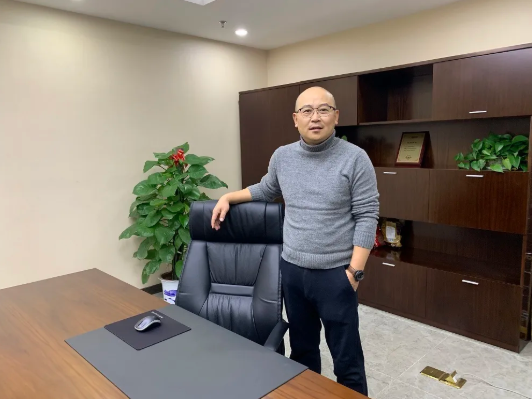 江蘇杉杉能源管理有限公司總經理徐韜