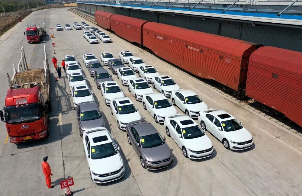 政策組合拳能否給汽車市場“掛擋提速”？ 新能源汽車新機遇引人關注